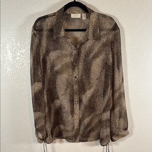 Chicos Neutral Abstract Animal Print Side Scrunch Sheer Button Down Size XL